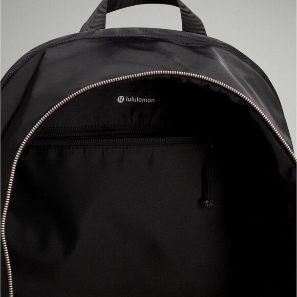 NWOT Lululemon City Adventurer Backpack - Picture 8 of 9